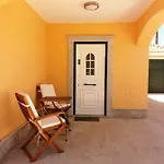 D'yellow House - And Countryside Carqueja