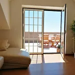 D'yellow House - And Countryside * Carqueja