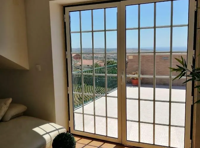 D'yellow House - And Countryside * Carqueja