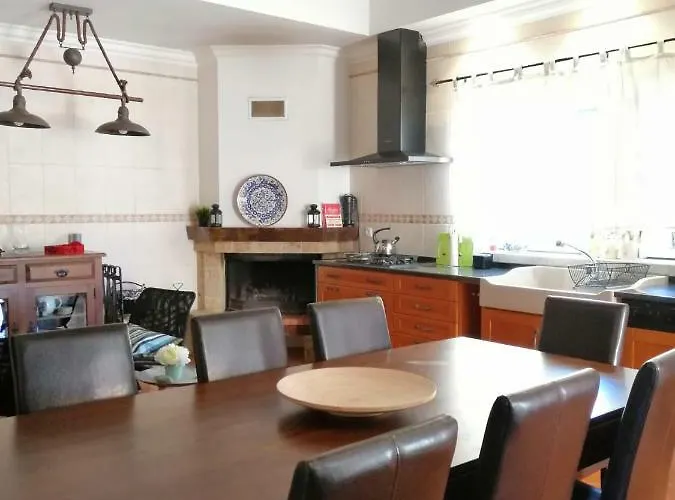 D'yellow House - And Countryside Дом отдыха Carqueja